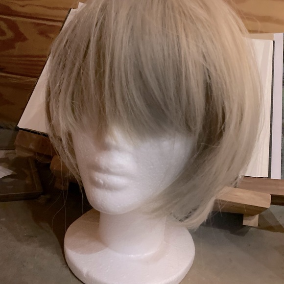 BLONDE’BOB’WIG.Short - Picture 1 of 1